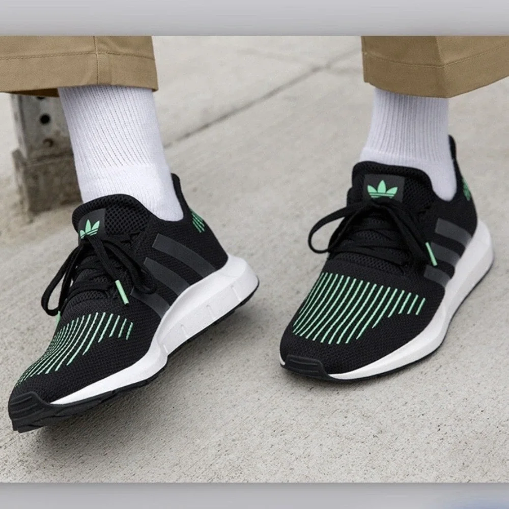 Adidas Swift Run Shoes CG4158 Black Green Size 6.5 Men Or Youth Running Sneakers